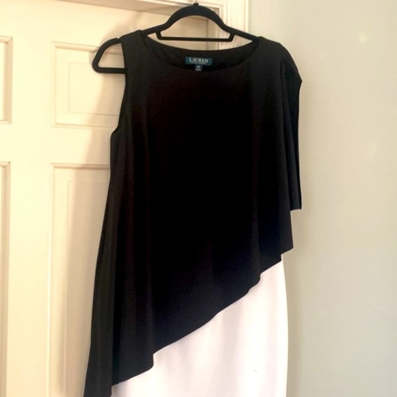 Ralph Lauren Colorblock Mini Dress in Black Minimalist Asymmetrical Cape - Picture 7 of 11